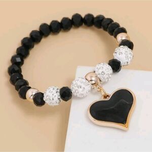 🖤 Heart Charm- Beaded Stretch Bracelet NWT